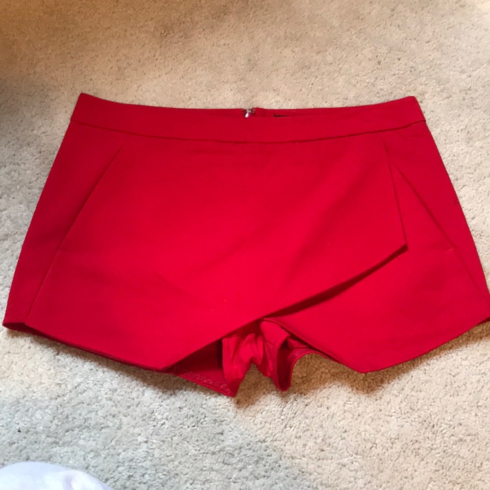 Red Skort size Medium size 8 Express NWOT